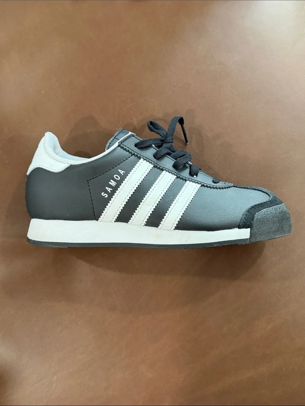 Adidas Boys Samoa Black & White Size 3